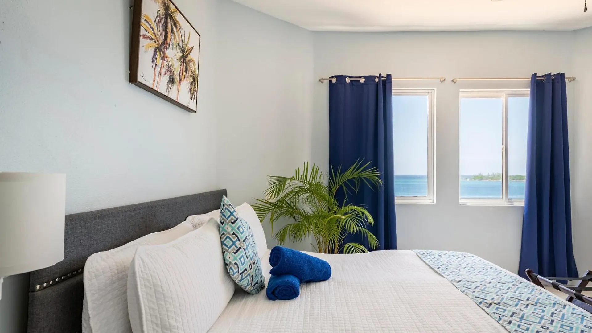 Luxe Beach Resort Discovery Bay