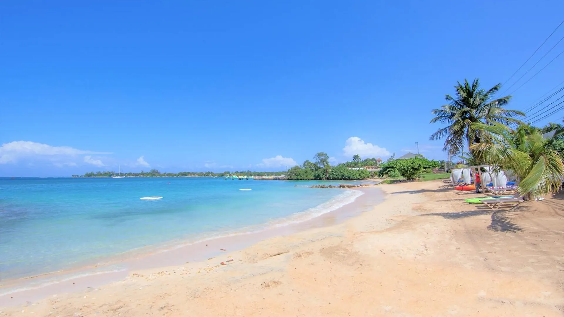 Luxe Beach Resort Discovery Bay 2*,  Jamaica